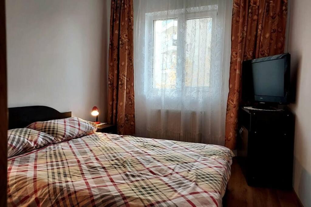 Spacious quiet flat, free parking included Floreşti Exterior foto