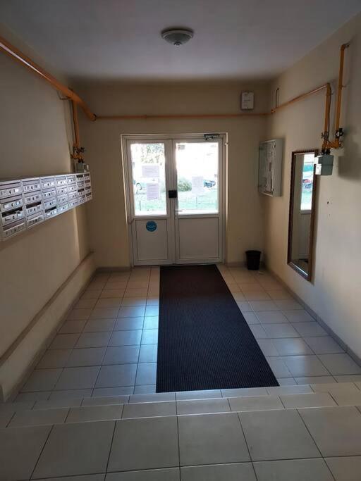 Spacious quiet flat, free parking included Floreşti Exterior foto
